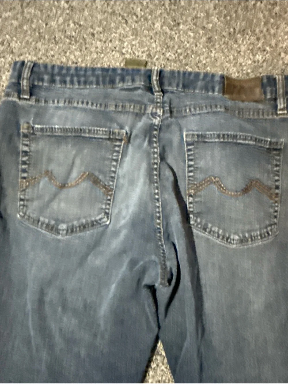 Urban Star Men’s Jeans Medium Wash Blue 38x30 Well-worn Threadbare